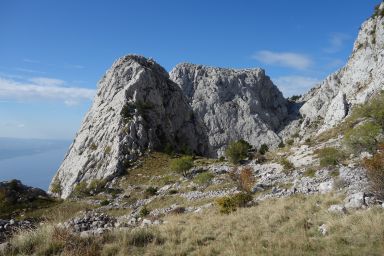Biokovo izvan staze, Topića staje