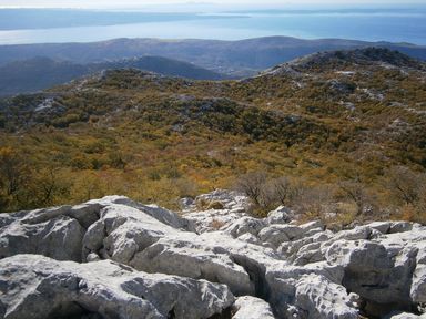 Mosor izvan Staze, Veliki Kabal, Ljuti put na Ljuti Kamen
